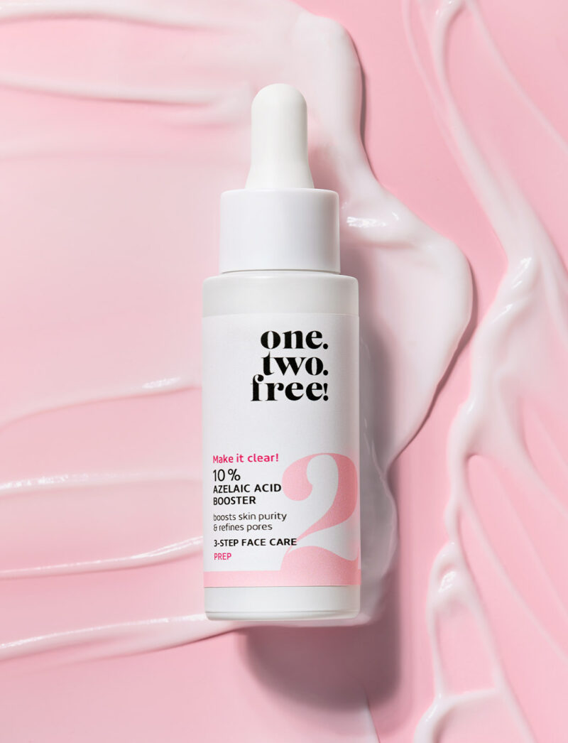 Azelaic Acid 10% serum bottle
