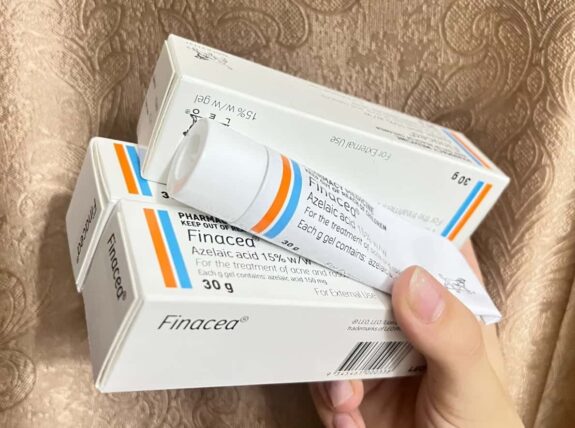 Finacea Cream tube
